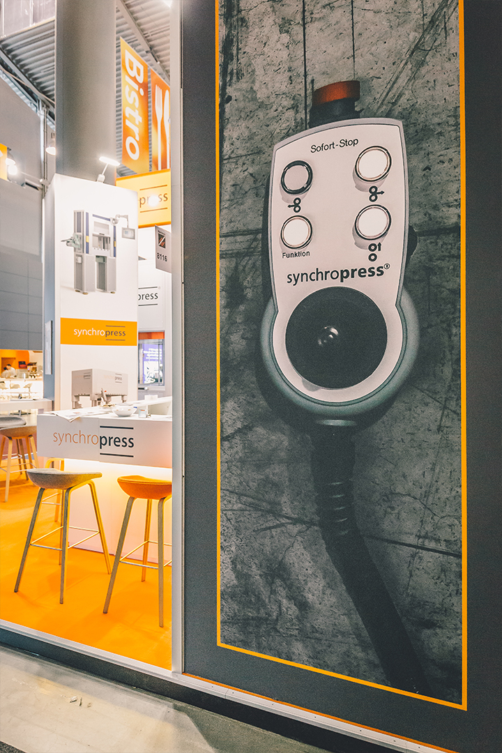 artist martist messeservice referenzen synchropress